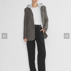 ARITZIA Effortless Pant (RE)ESSENTIAL